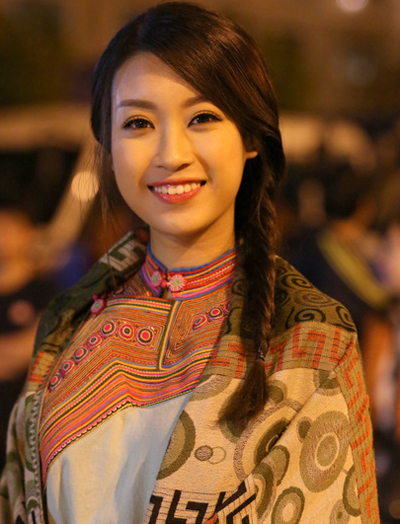 Hoa hậu Mỹ Linh, Thanh Hằng đẹp sắc sảo khi sử dụng tông màu tự nhiên