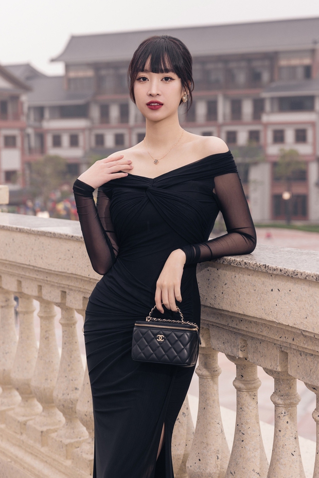 Vóc dáng quyến rũ sau sinh của Hoa hậu Đỗ Mỹ Linh