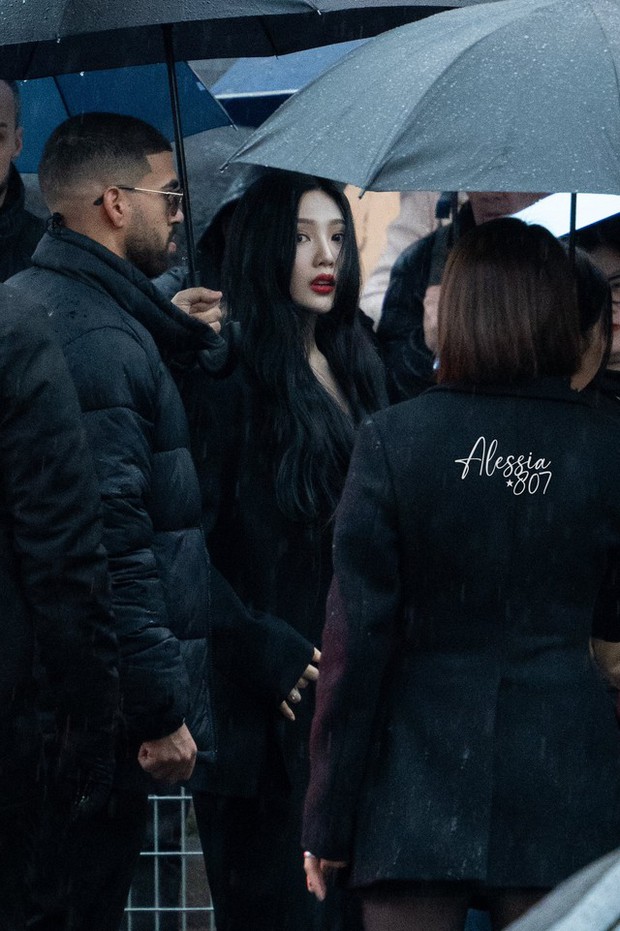 Joy (Red Velvet) với khoảnh khắc thần thánh tại Milan Fashion Week