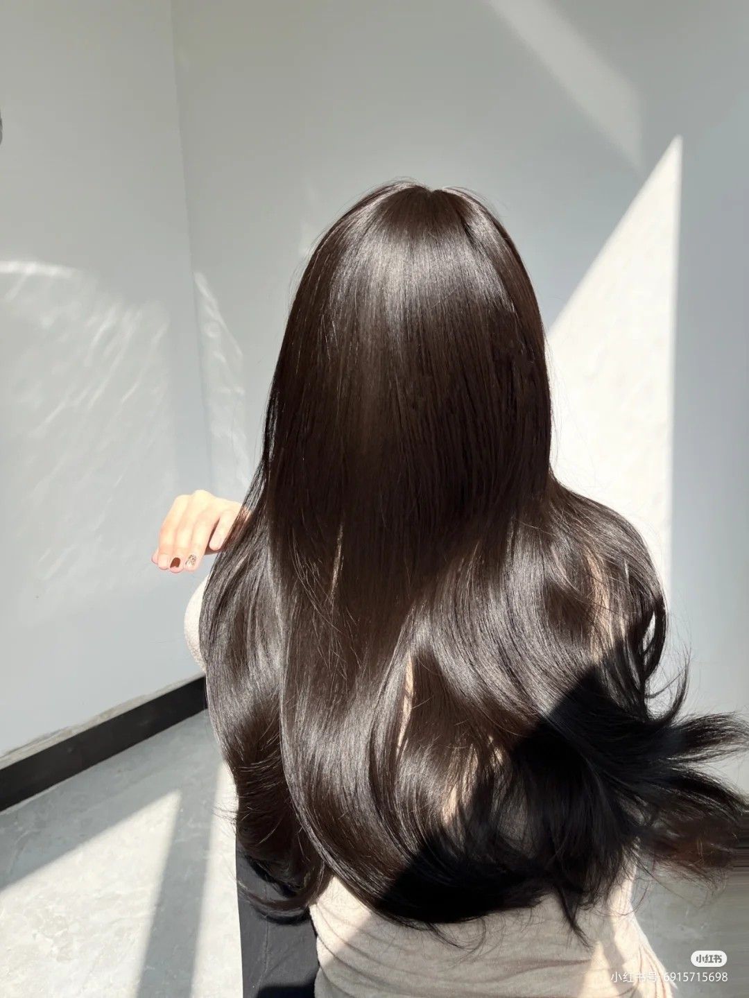 Bí quyết chải đầu đúng cách giúp giảm thiểu tóc gãy rụng